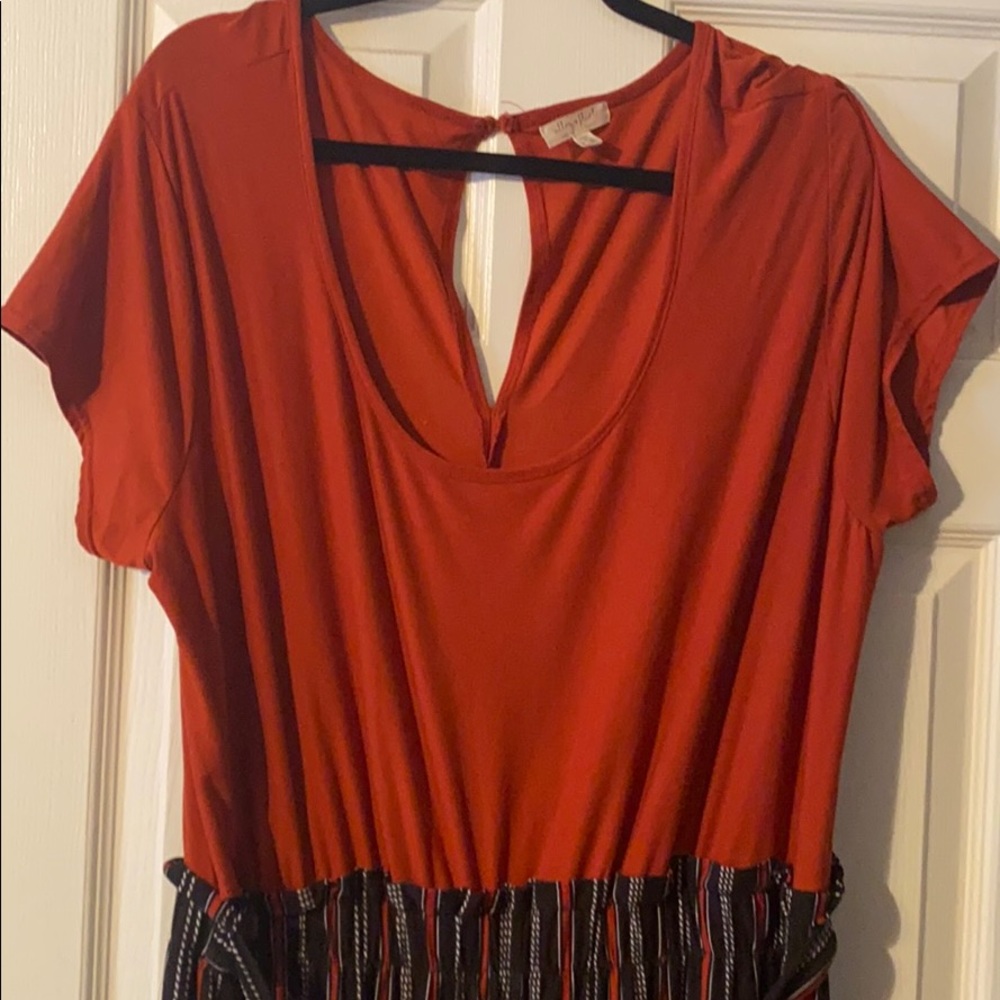 Short sleeve belt front romper
